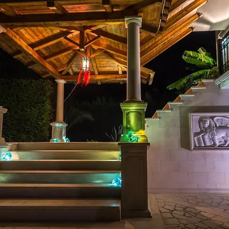 Tatiana Luxury Apartment With Private Pool By Gigi Star Zakynthos Town Exterior photo