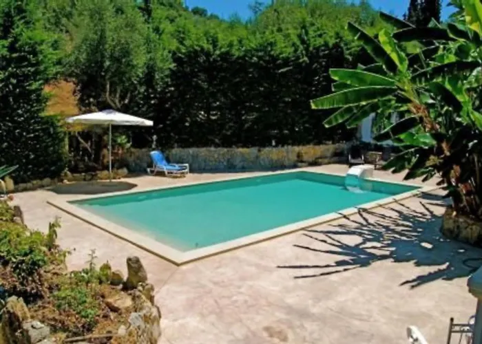 Tatiana Luxury Apartment With Private Pool By Gigi Star