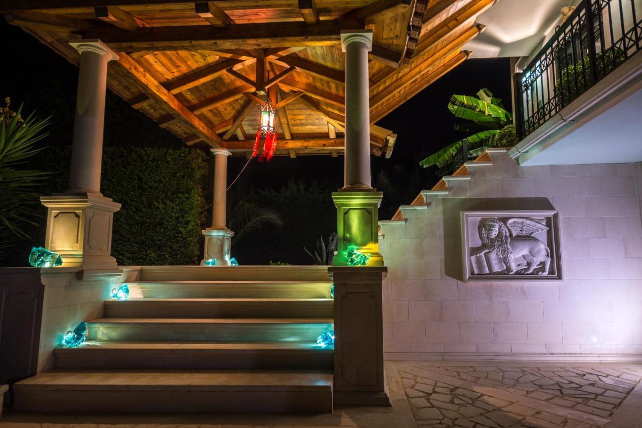 Tatiana Luxury With Private Pool By Gigi Star *