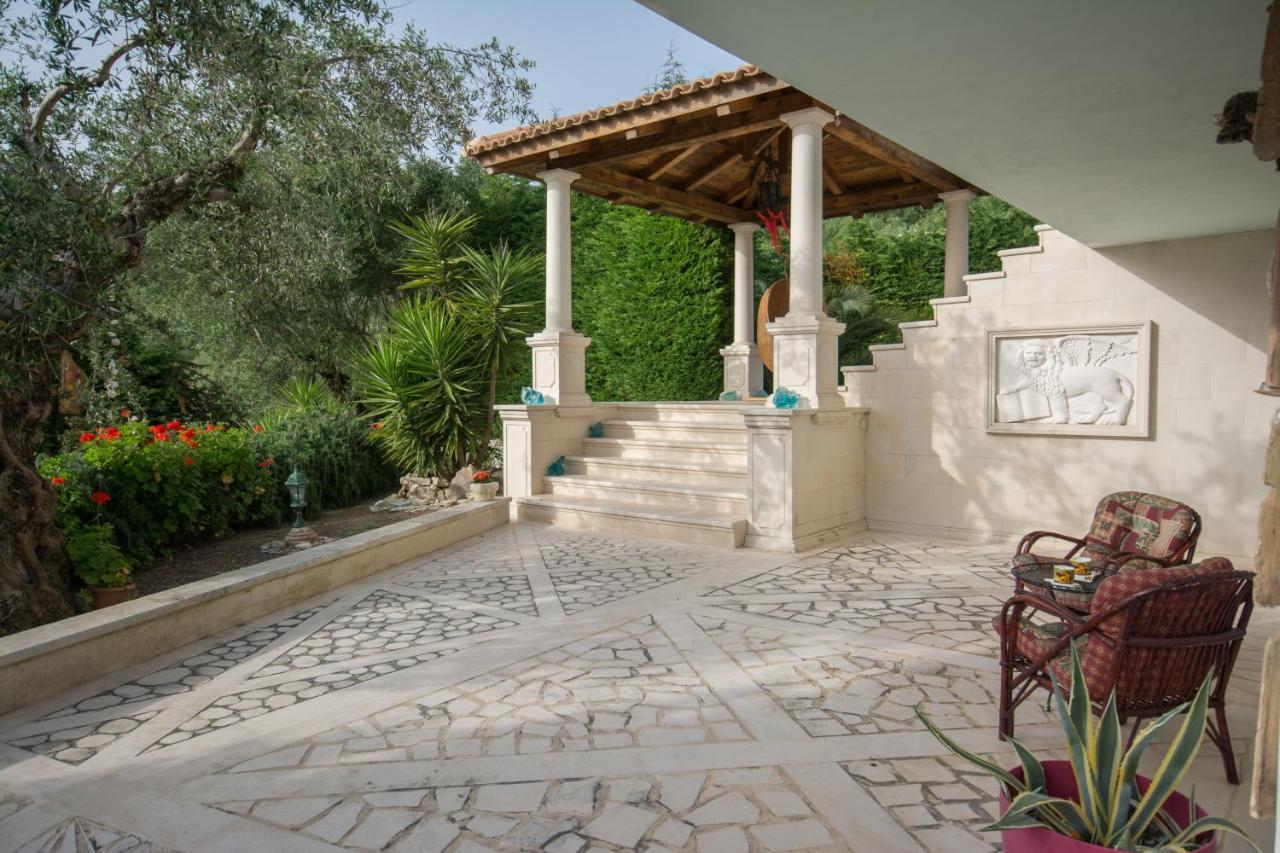 Apartment Tatiana Luxury With Private Pool By Gigi Star *